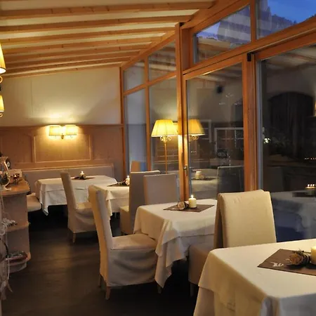 Hotel Mirabel